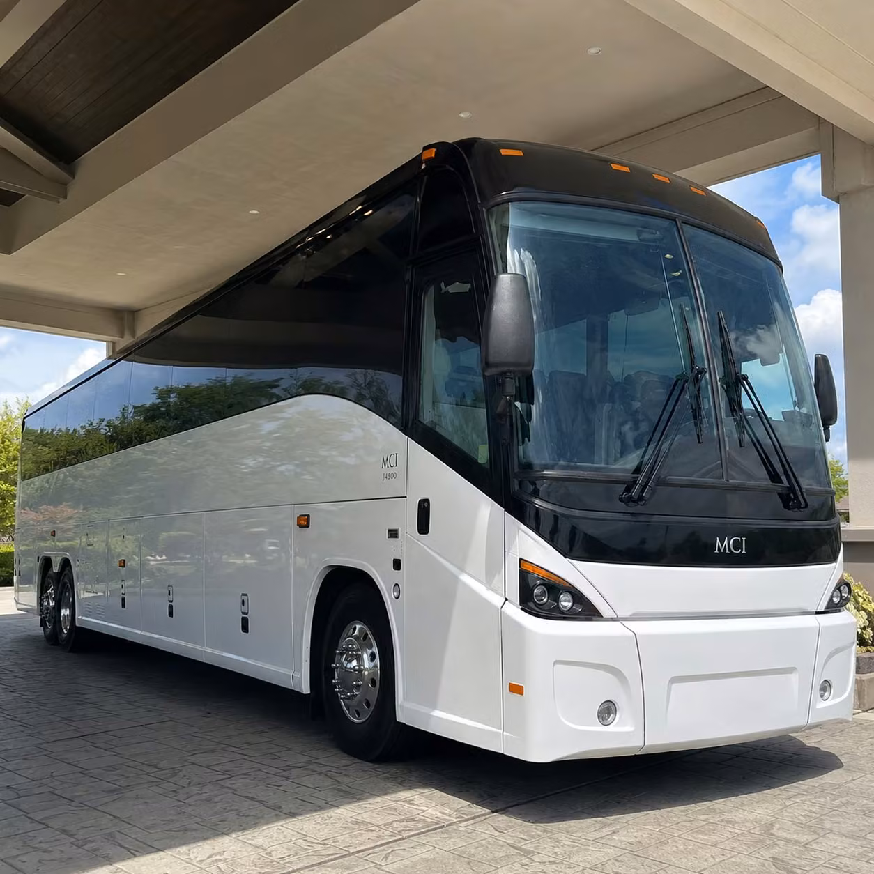 daily commuter shuttle services for carson s industrial and logistics workforce
