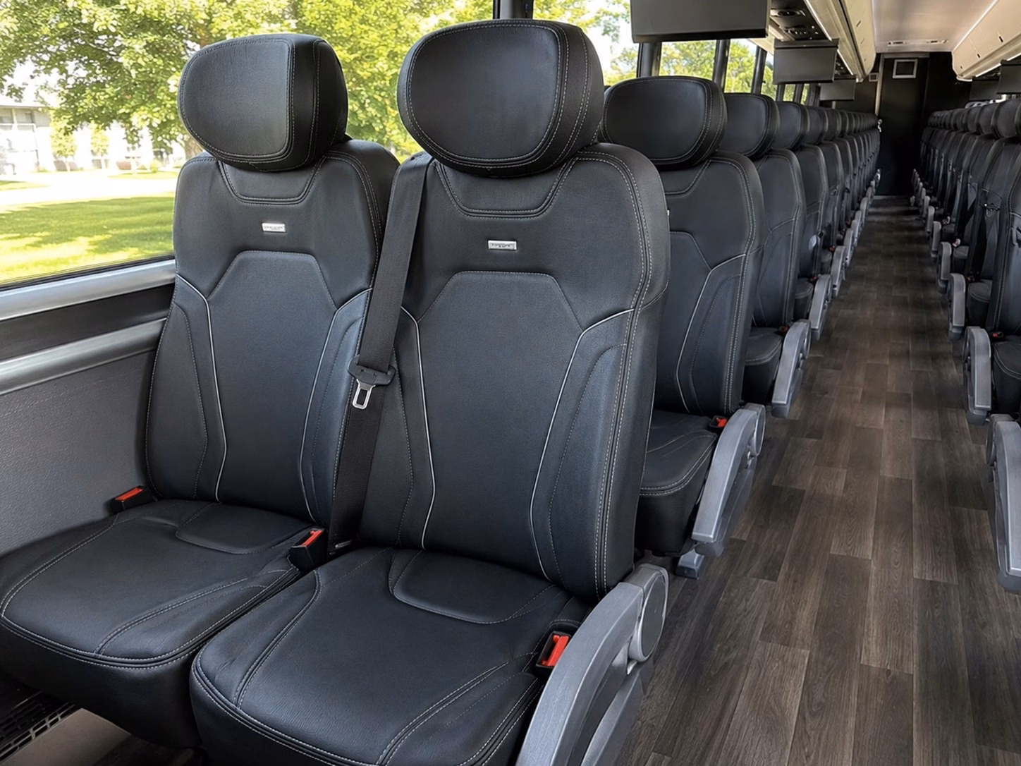 shuttle your wedding guests from carson hotels to your venue without the parking headache